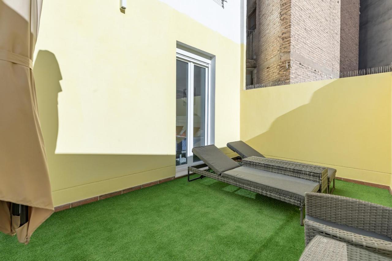 Gorgeous Apt With A Large Private Terrace บาเลนเซีย ภายนอก รูปภาพ