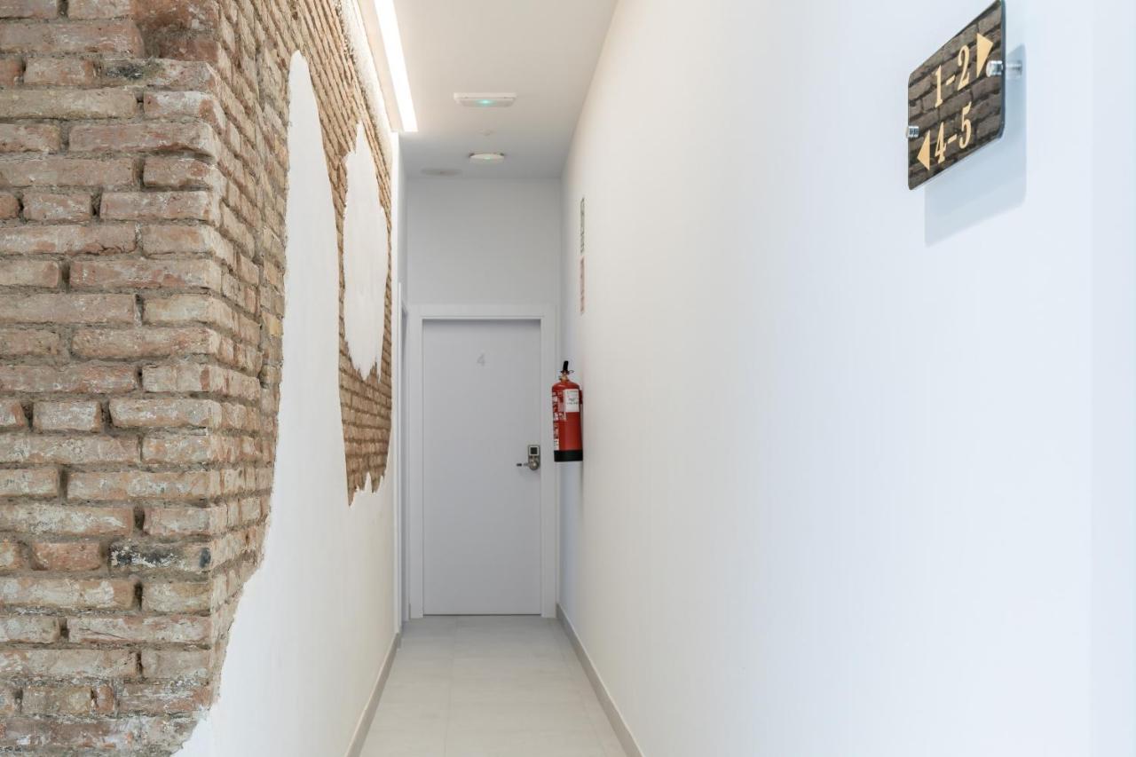 Gorgeous Apt With A Large Private Terrace บาเลนเซีย ภายนอก รูปภาพ